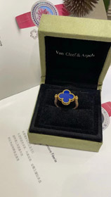 Van Cleef & Arpels Sapphire Agate x Gold Laser Clover Reversible Ring -0213