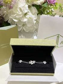 Van Cleef & Arpels full diamond clover bracelet-0218
