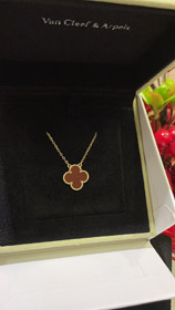 Van Cleef & Arpels Carnelian Four-Leaf Clover Gold Necklace-3788  